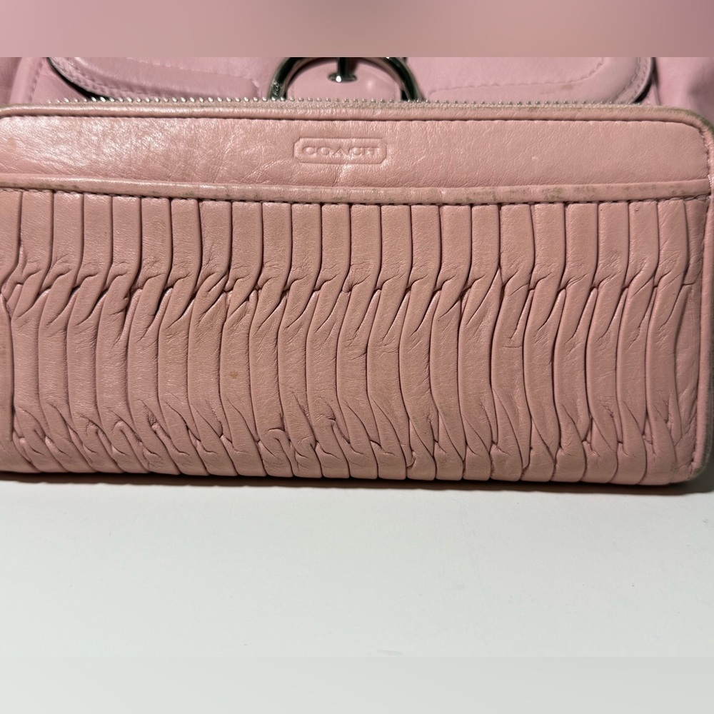 Coach Pink Leather Wallet - Picture 12 of 12